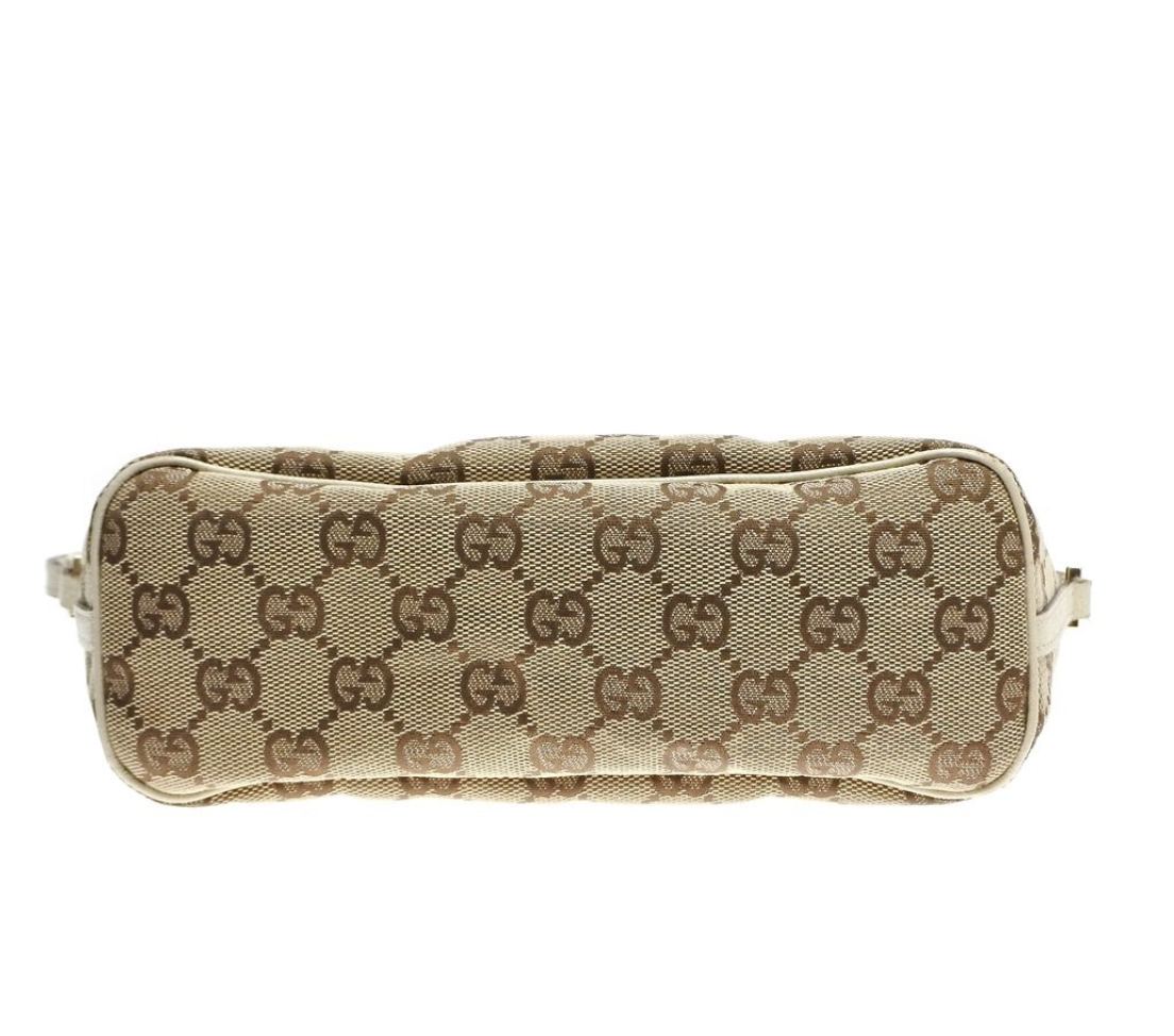 Gucci Boat Bag Beige