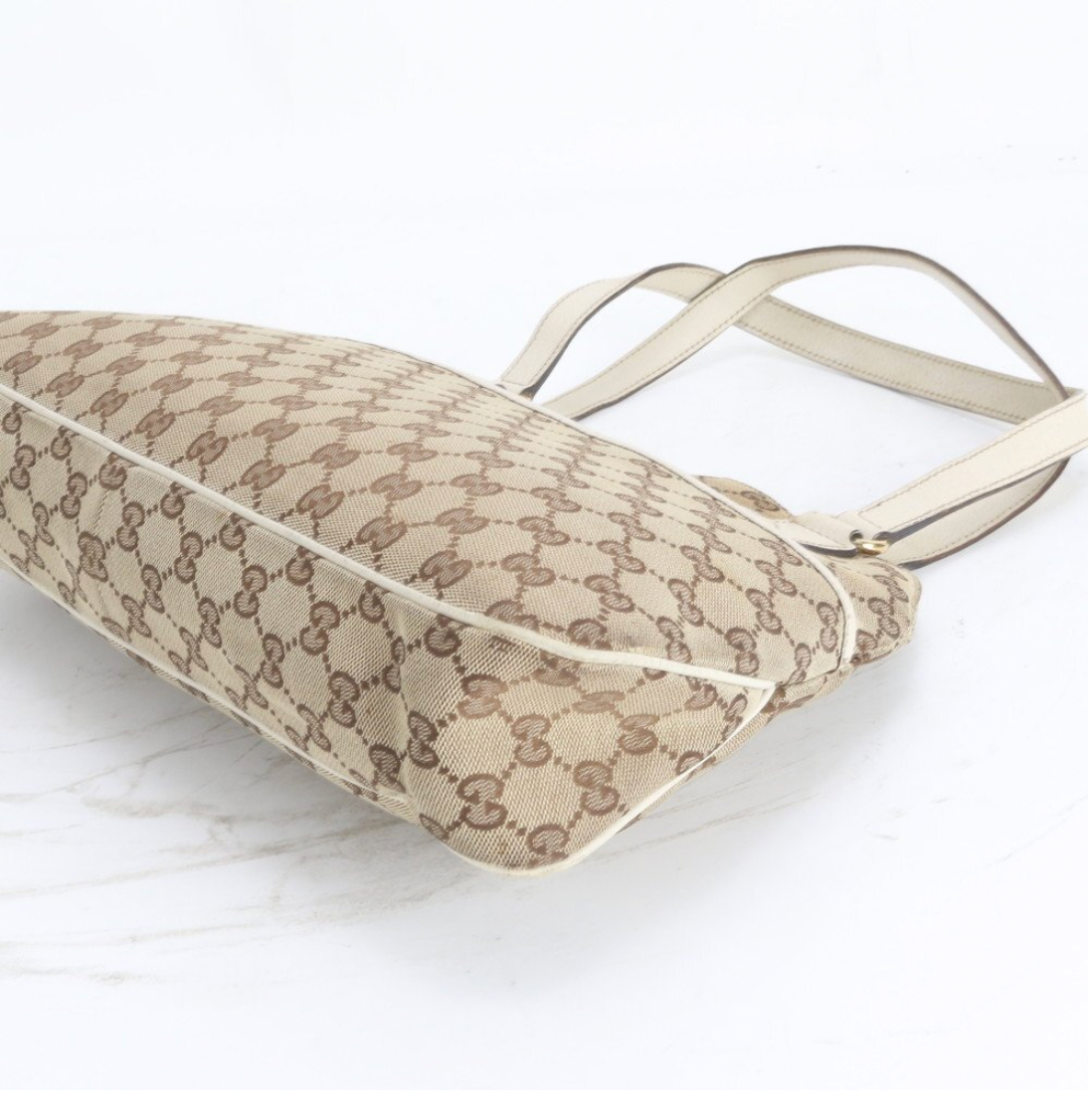 Gucci GG Canvas Shoulder Bag (Dome style)